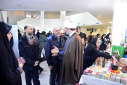 افتتاح نمایشگاه خیریه کانون رئوف در دانشگاه تبریز